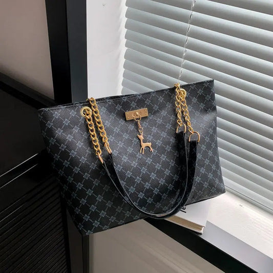 Retro chain shoulder bag for women — Vessa Bags