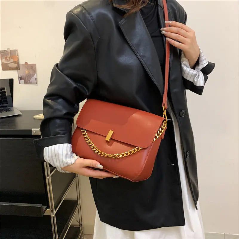Minimalist crossbody shoulder bag — Vessa Bags