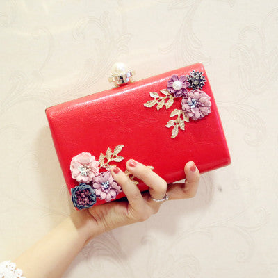 The Elara Evening Clutch