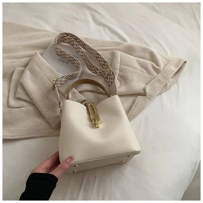 Fashionable Texture Hand - held Bucket Crossbody Bag - Trends Zone