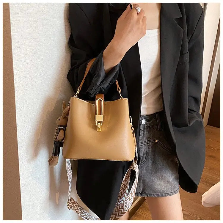 Fashionable Texture Hand - held Bucket Crossbody Bag - Trends Zone