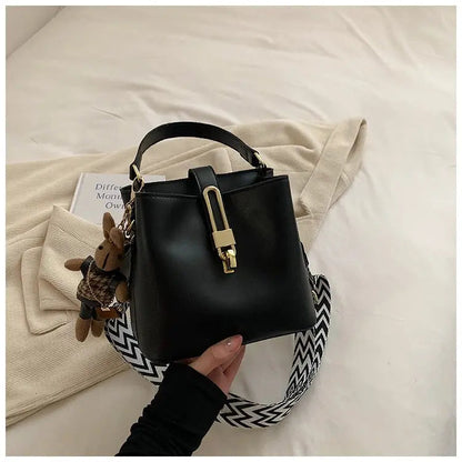Fashionable Texture Hand - held Bucket Crossbody Bag - Trends Zone