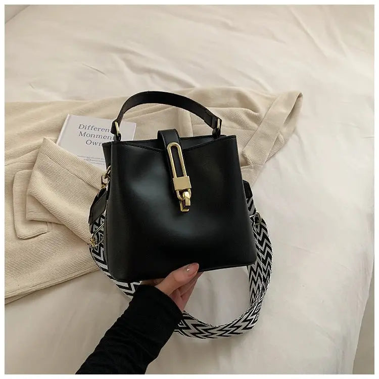Fashionable Texture Hand - held Bucket Crossbody Bag - Trends Zone
